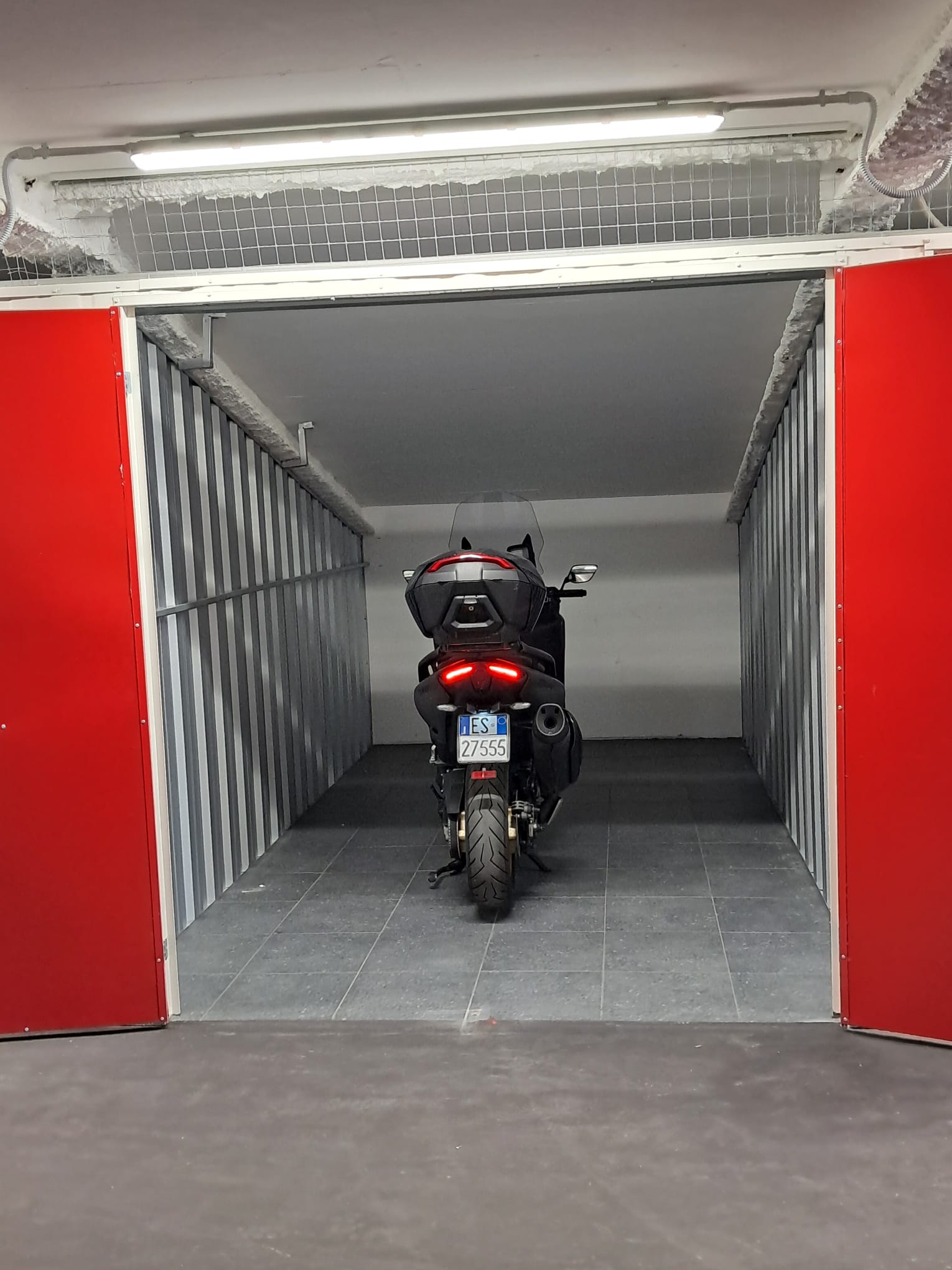 Garage per moto e scooter custodito - AffittoBox.bz Bolzano